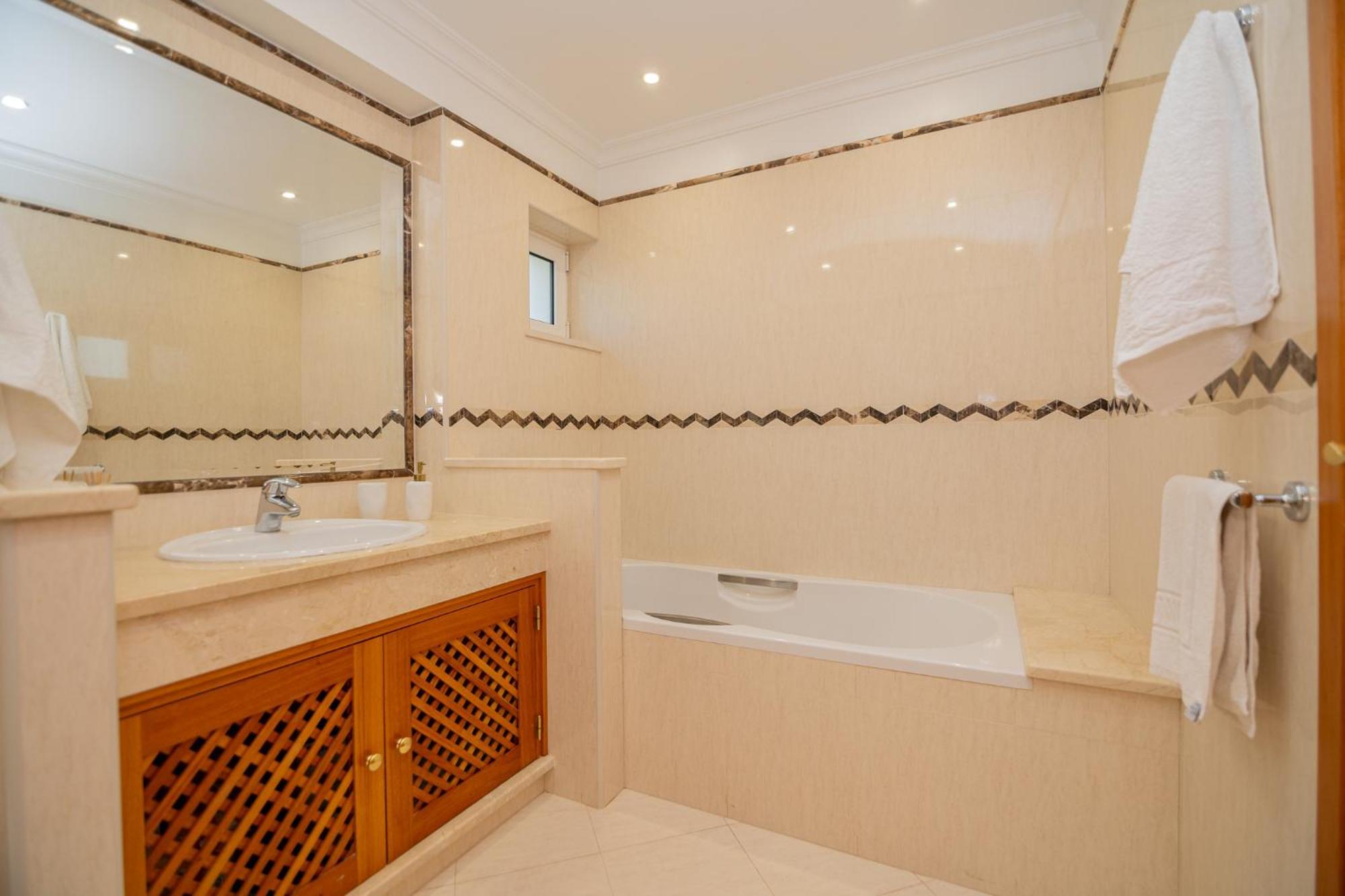 Quinta Da Boa Nova - Cheerful And Spacious 2-Bedroom Duplex Estômbar Dış mekan fotoğraf